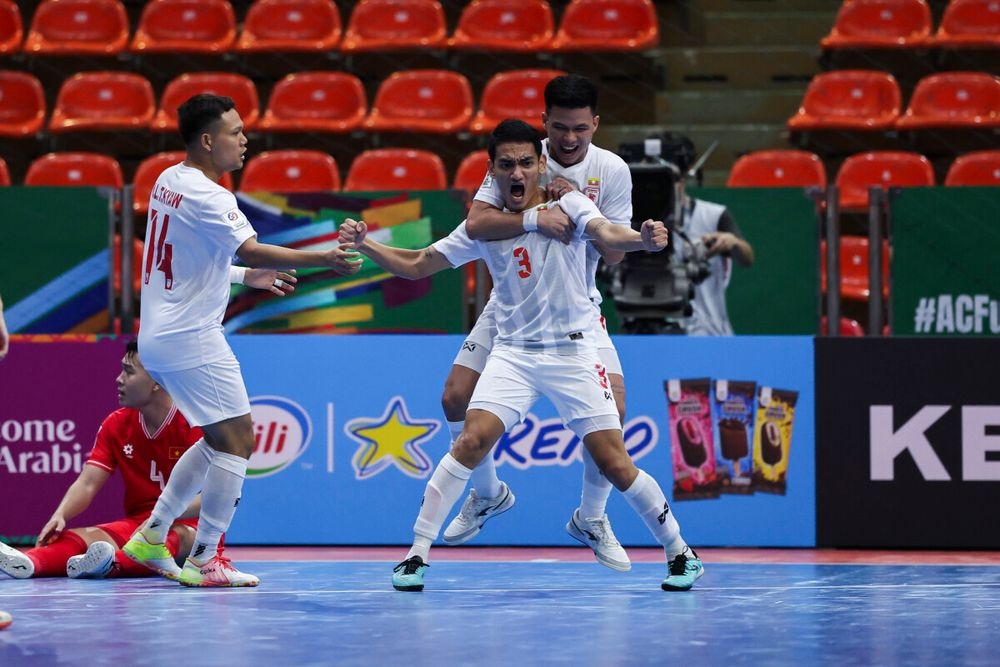 Bị Myanmar cầm hòa, ĐT futsal Việt Nam gặp khó ở giải châu Á - Bóng Đá