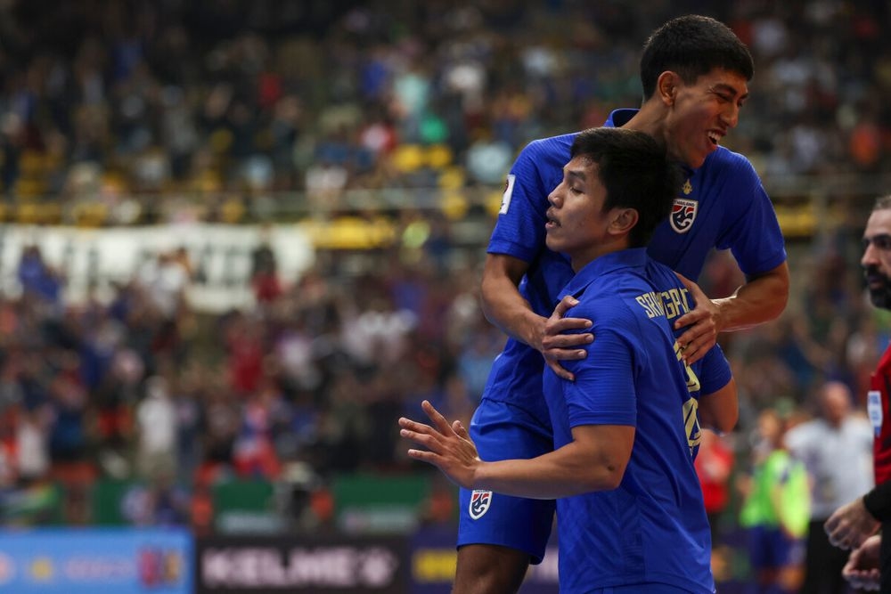 Thót tim với Thái Lan, Futsal Việt Nam cách vé World Cup 1 trận thắng - Bóng Đá