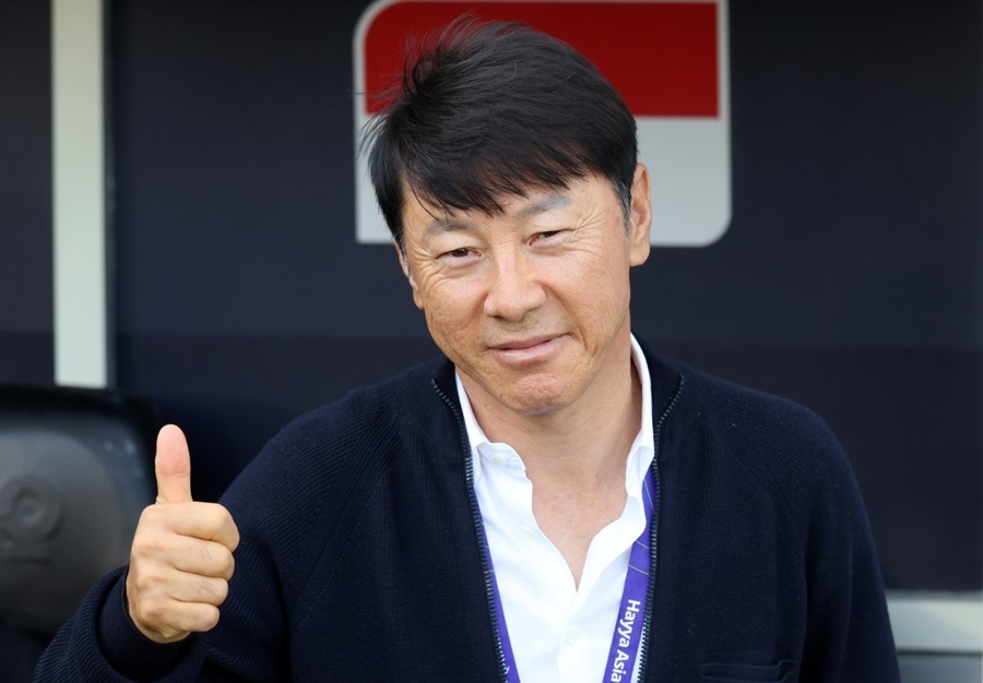 HLV Shin Tae-yong được so sánh với Pep Guardiola, Nhật Bản bị loại sốc - Bóng Đá