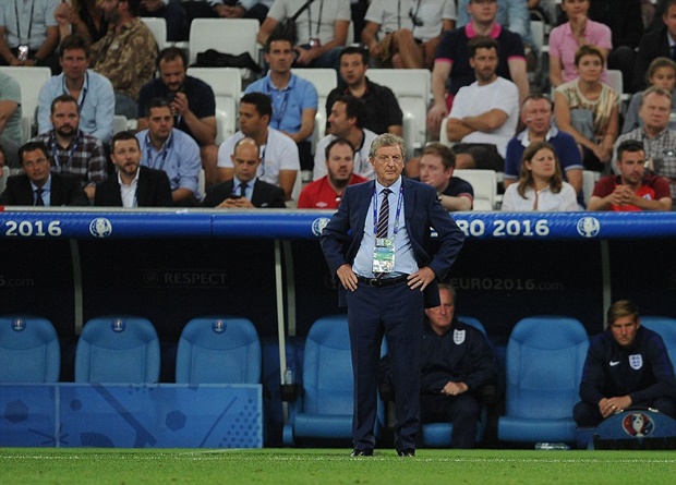 Roy Hodgson ‘chết lặng’ nhìn tuyển Anh bị gỡ hòa ngay phút cuối