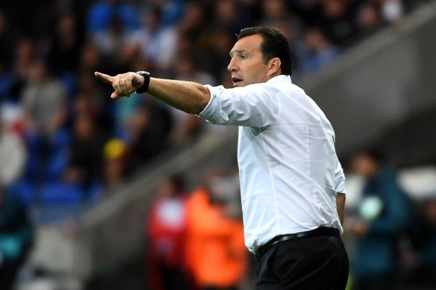 Marc Wilmots cho thấy ông vẫn không thể gắn kết các ngôi sao trong đội. Ảnh: Internet.