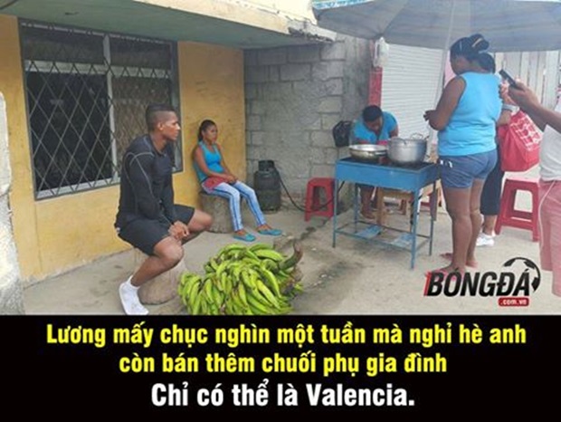 Ảnh chế: Ibra bất lực nhìn ‘kẻ vô danh’ vượt mặt; Valencia đổi nghề bán chuối phụ giúp gia đình