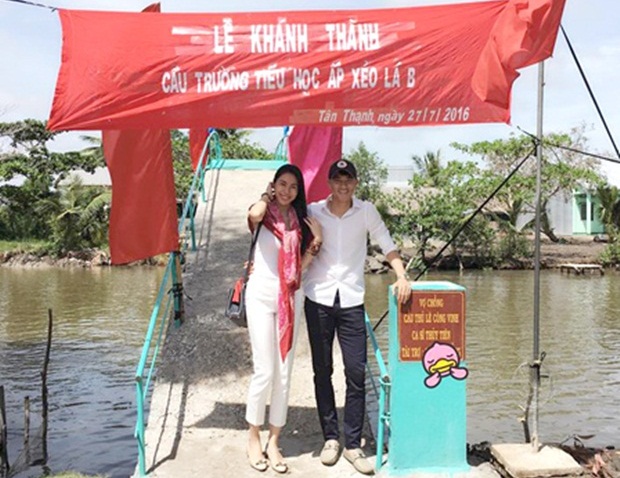 Vợ chồng Công Vinh xây cầu cho trẻ vùng sông nước