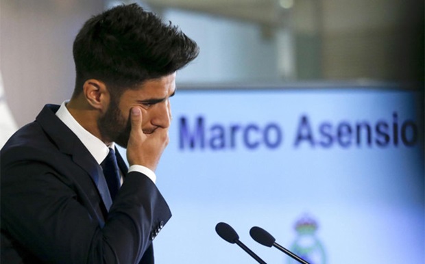 Marco Asensio bật khóc trong buổi lễ ra mắt Real Madrid