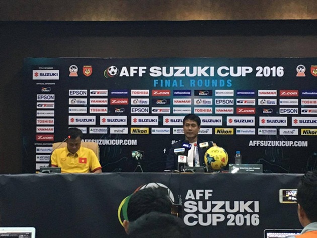 Ảnh bài viết Hữu Thắng phản ứng phóng viên Campuchia chê Việt Nam ăn may