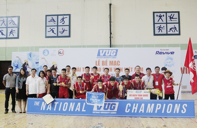 “Cú đúp vàng” làm nên lịch sử cho Futsal Bách Khoa Hà Nội - Bóng Đá