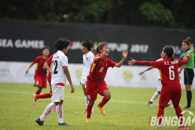 Trực tiếp SEA Games 29: ĐT nữ Việt Nam gia tăng cách biệt lên 3-1 (Hiệp hai) - Bóng Đá