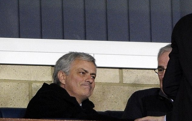 Mourinho hứng đủ “gạch đá” vì Pogba - Bóng Đá