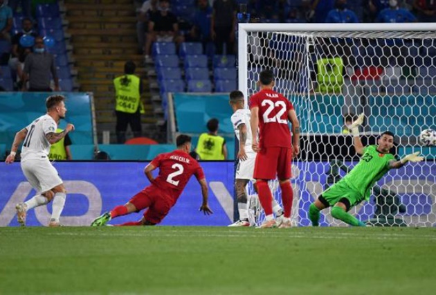 'Điệp viên' Juve góp sức, Ý thắng tưng bừng trong ngày khai màn EURO - Bóng Đá