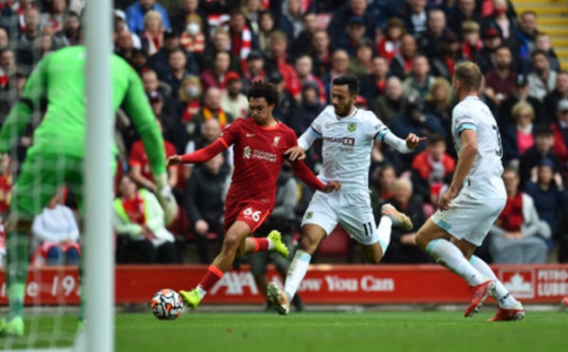 6 điểm nhấn Liverpool 2-0 Burnley: Đỉnh cao Van Dijk; Thánh kiến tạo trở lại - Bóng Đá