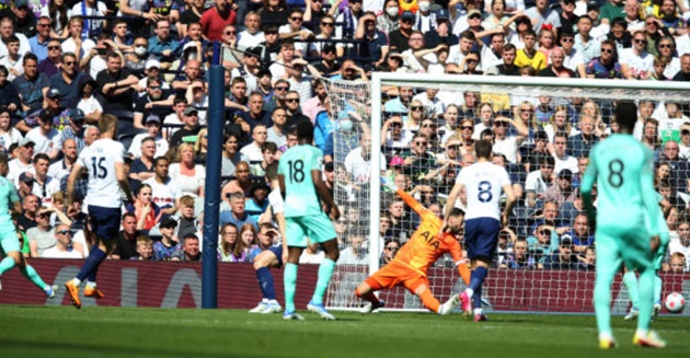 Khắc chế toàn tập, Tottenham thua sốc trong cuộc đua top 4 - Bóng Đá