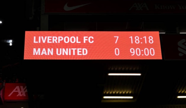 Thất bại đi vào lịch sử Man United.