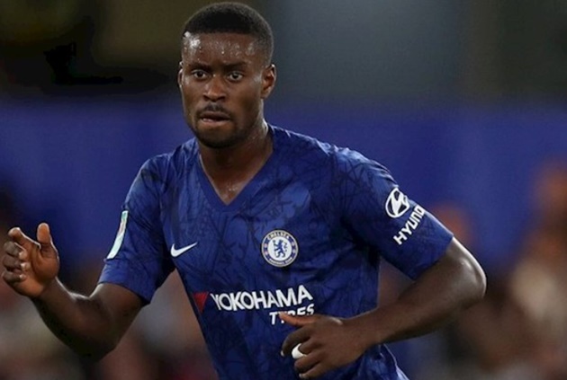 Guehi khi còn khoác áo Chelsea.