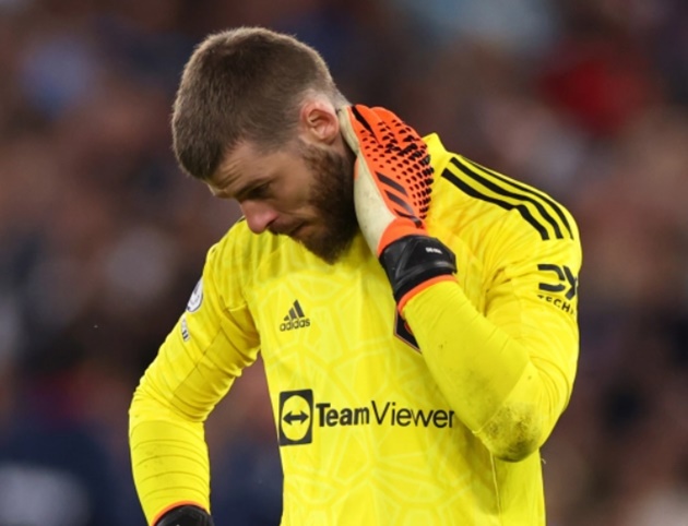 De Gea đang phải chờ đợi M.U ra quyết định ở vị trí khung gỗ.
