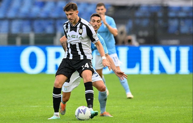 Lazar tiến bộ vượt bậc trong màu áo Udinese.