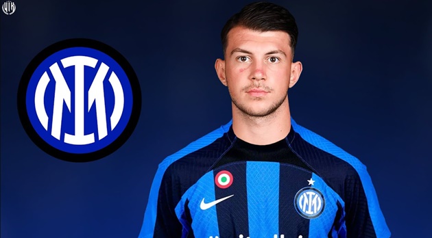 Inter là một trong những ông lớn ở Serie A đang theo đuổi sát sao Samardzic.