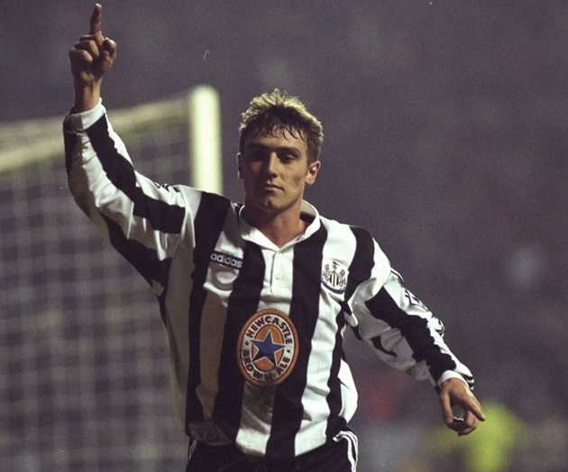 Bobby Clark là con trai của cựu cầu thủ Lee Clark.