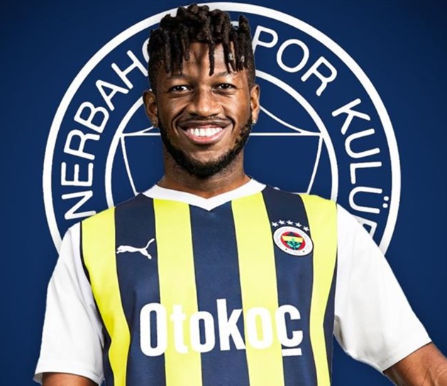 Fred đã chính thức rời Man Utd để cập bến Fenerbahce.