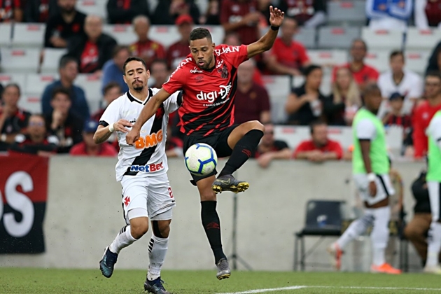 Atletico Madrid nhắm Renan Lodi - Bóng Đá