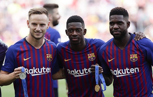 Người hâm mộ Barca đồng tình việc Rakitic ra đi - Bóng Đá