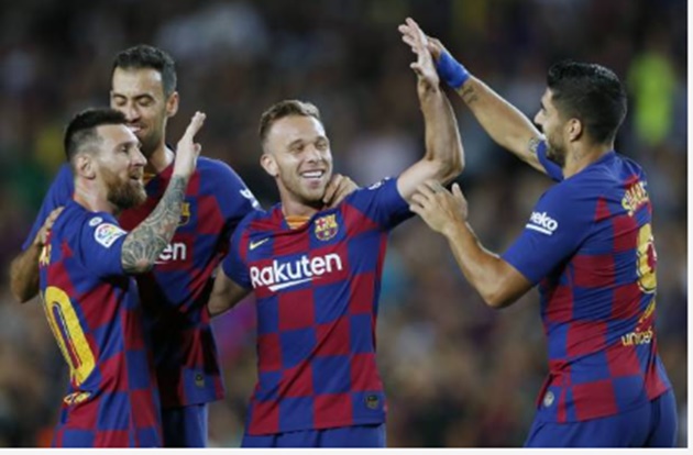 Barcelona: Many fans have been swooning over Arthur - Bóng Đá