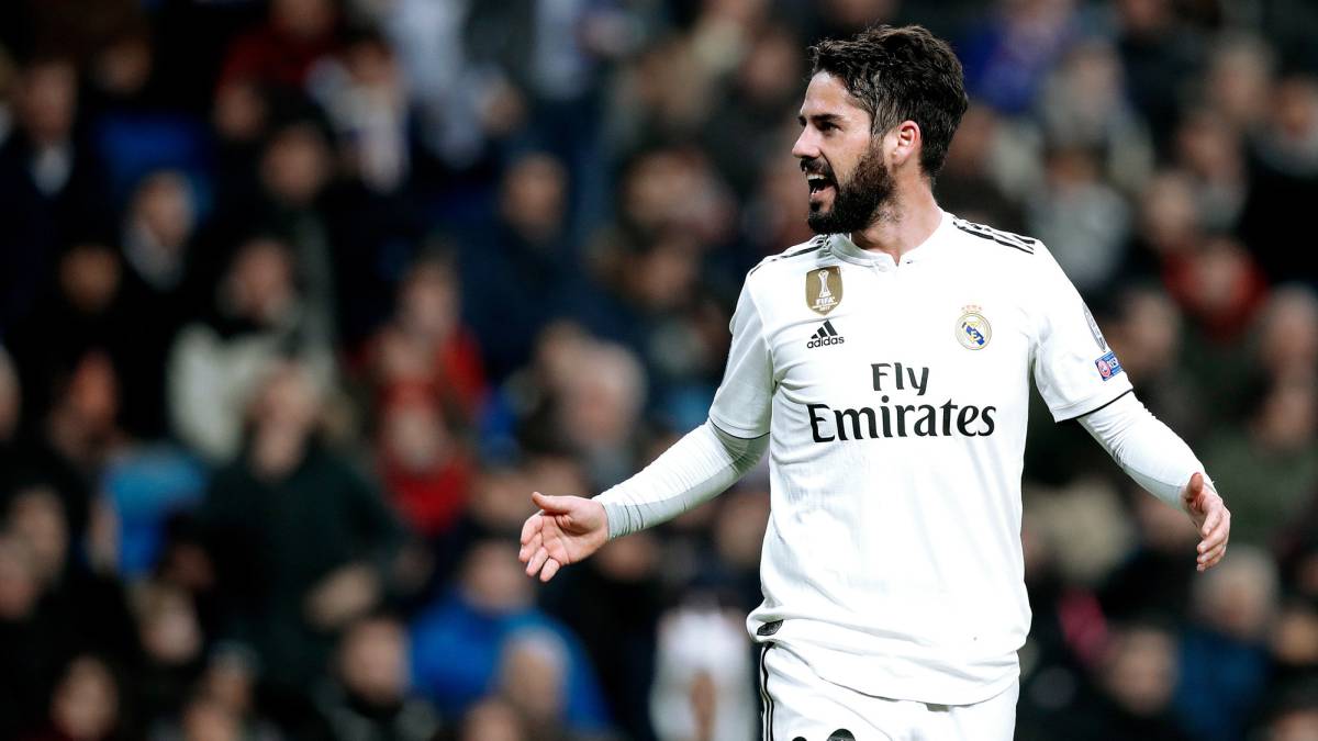 Zinedine Zidane is happy for Real Madrid to accept a €40M bid for midfielder Isco that was submitted by Italian giants AC Milan. - Bóng Đá