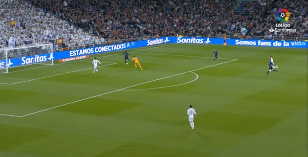 Sergio Ramos' howler gifts Real Sociedad the lead inside two minutes v Real Madrid - Bóng Đá