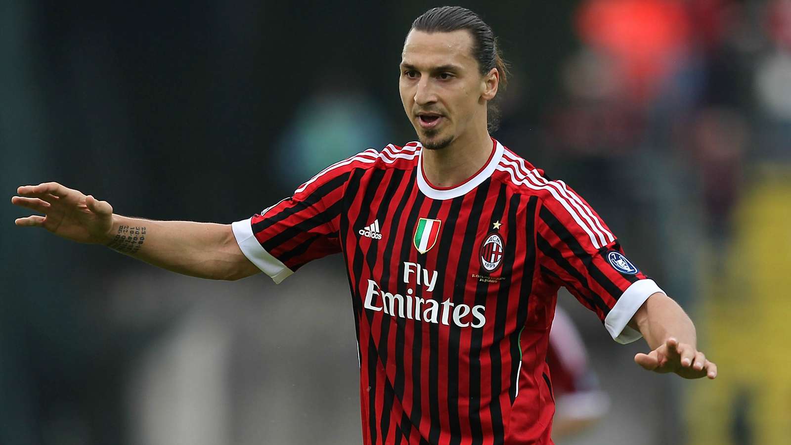 Zlatan chấp nhận đề nghị của Milan - Bóng Đá