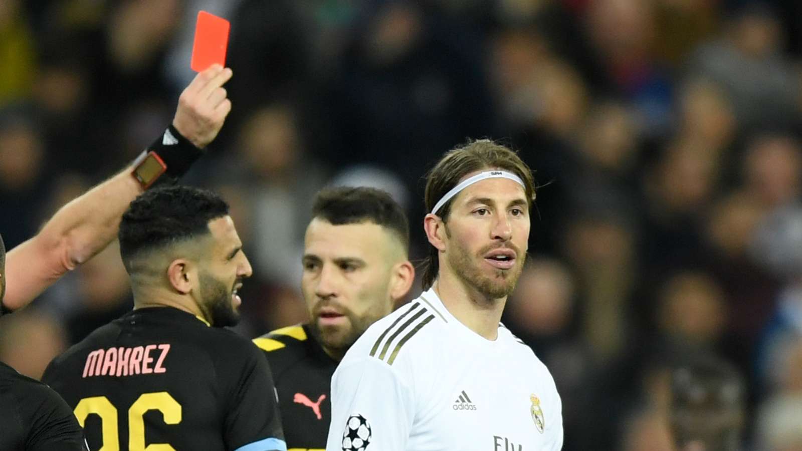 Video: Watch as cynical Sergio Ramos takes his 26th career red card for Real Madrid vs Man City - Bóng Đá