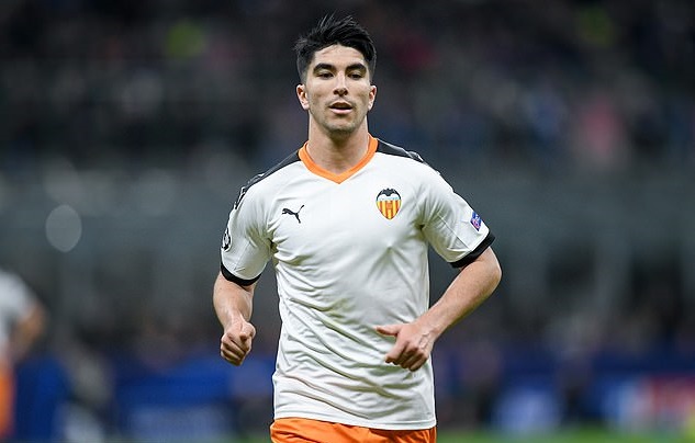 Valencia put £36m price tag on Arsenal target Carlos Soler as LaLiga side battle to keep their star players - Bóng Đá