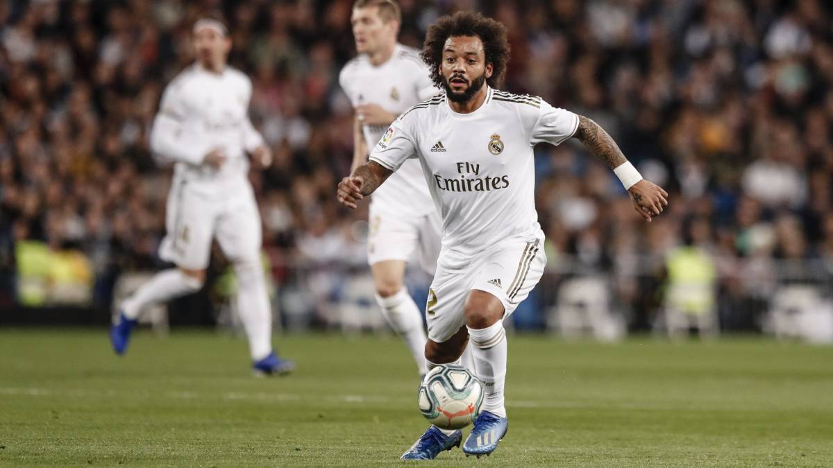 Real Madrid 'weighing up Jose Gaya approach' - Bóng Đá