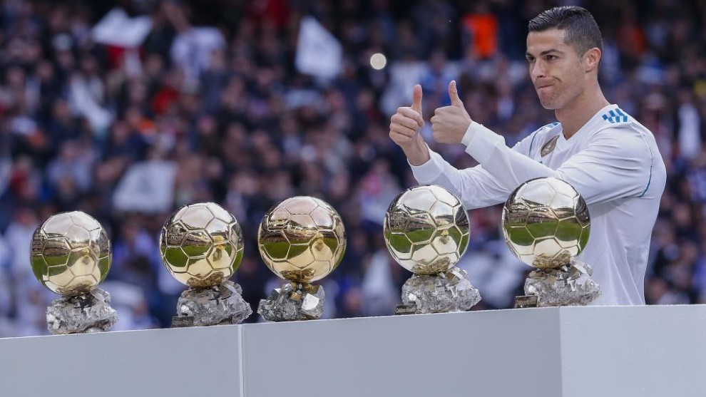 Rời Real, Ronaldo tạm biệt 6 danh hiệu cá nhân cao quý - Bóng Đá