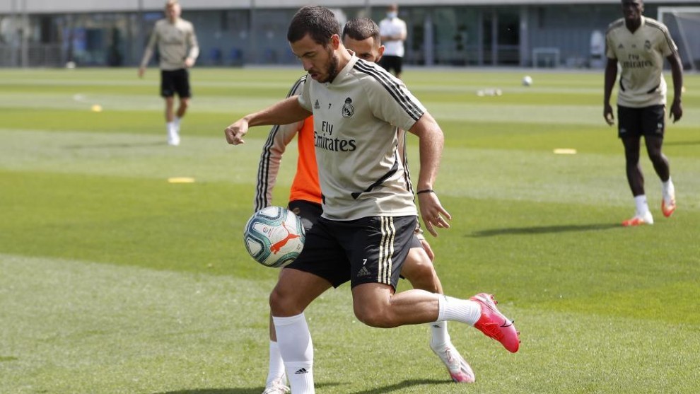 Hazard and Asensio make Real Madrid squad list for Eibar clash - Bóng Đá