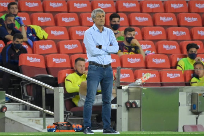 “He is a coward”:These Barcelona fans turn against Quique Setien after a disappointing draw with Atletico Madrid - Bóng Đá