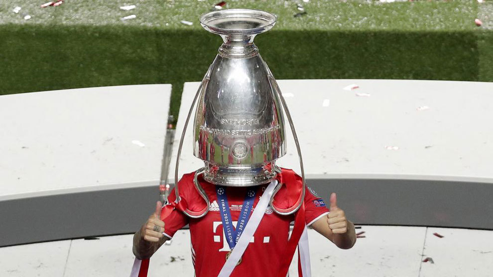 Lucas Hernandez invents new way to celebrate Champions League glory - Bóng Đá