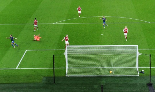 Mikel Arteta responds to Theo Walcott saying he ‘felt a lot of fear’ in Arsenal during Southampton draw - Bóng Đá
