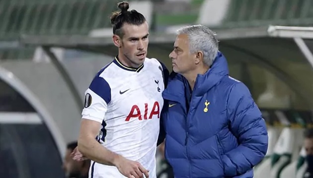 Mourinho on Bale's lack of early season form: Ask Real Madrid - Bóng Đá
