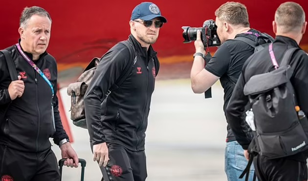 Đan Mạch được chào đón như người hùng sau trận thua tuyển Anh - Bóng Đá