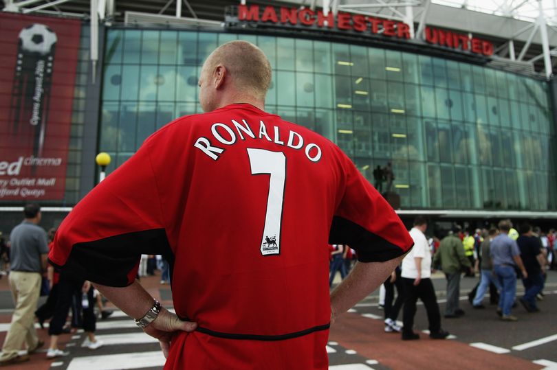 Cristiano Ronaldo proving shirt sales myth is actually right at Manchester United - Bóng Đá
