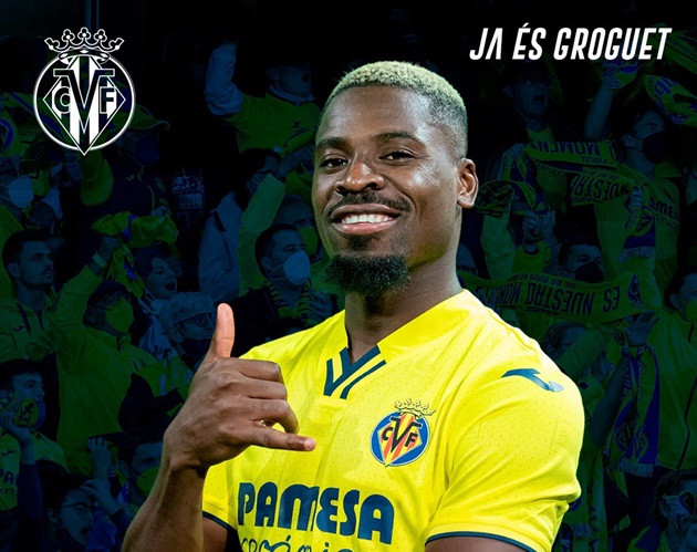 Aurier gia nhập Villarreal.