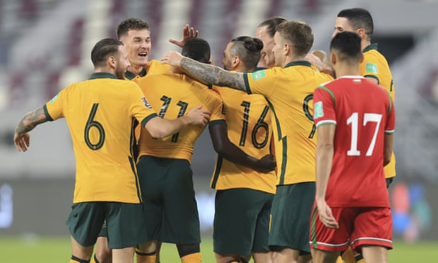 Record-breaking Socceroos on course to reach World Cup with win over Oman - Bóng Đá