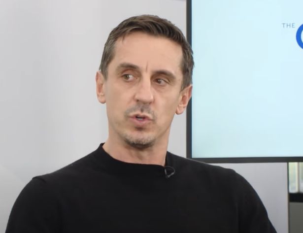 Gary Neville proved right about Ole Gunnar Solskjaer dilemma in Man Utd loss to Leicester - Bóng Đá
