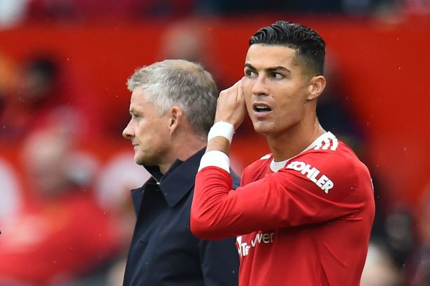 Cristiano Ronaldo's part in Ole Gunnar Solskjaer's Manchester United sacking - Bóng Đá