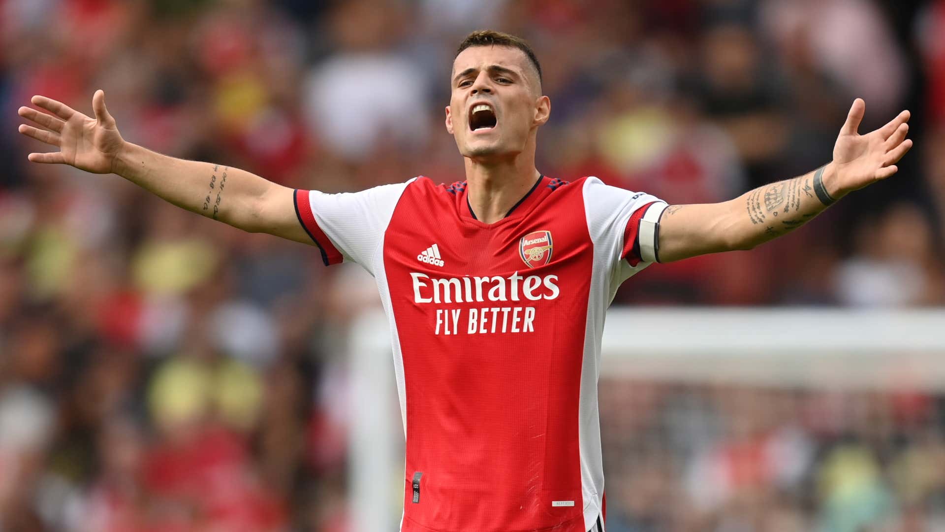 Granit Xhaka admits he is unlikely to become 'best friends' with Arsenal supporters - Bóng Đá