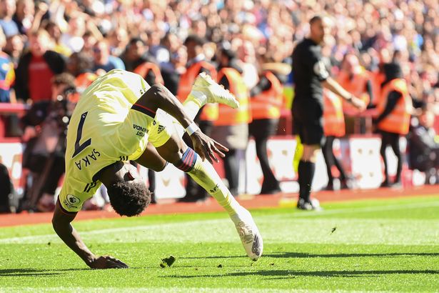 Bukayo Saka makes Arsenal history with milestone Premier League goal against Aston Villa - Bóng Đá