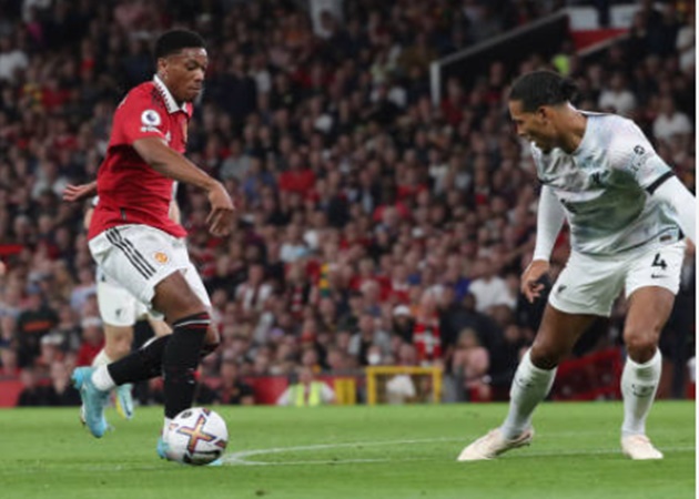 Man Utd 2-1 Liverpool: Red Devils tried PSG's kick-off routine that Mbappe scored from - Bóng Đá
