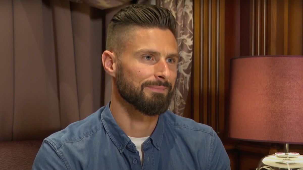 Olivier Giroud makes Arsenal top four prediction in 