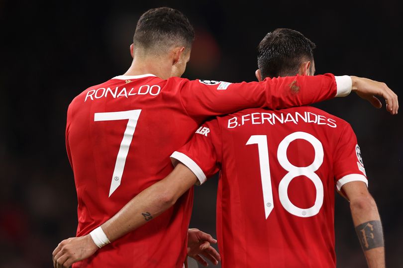 Bruno Fernandes slams critics who claim he can’t play with Cristiano Ronaldo at Manchester United - Bóng Đá