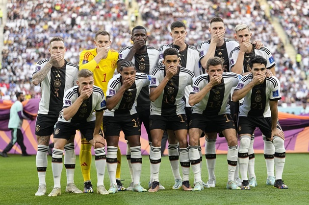 'We're here to play football' - Eden Hazard slams Germany decision to cover their mouths in World Cup pre-match protest - Bóng Đá