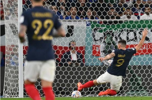 TRỰC TIẾP Pháp 0-0 Ba Lan (H1): Giroud phung phí - Bóng Đá